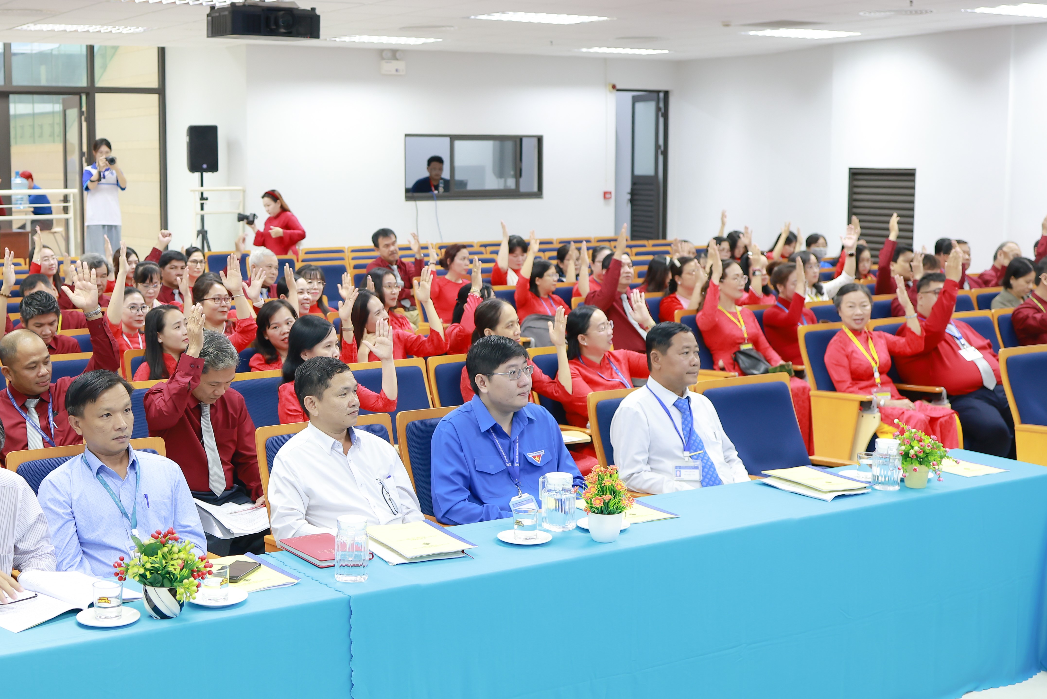 Hình ảnh hội nghị 6