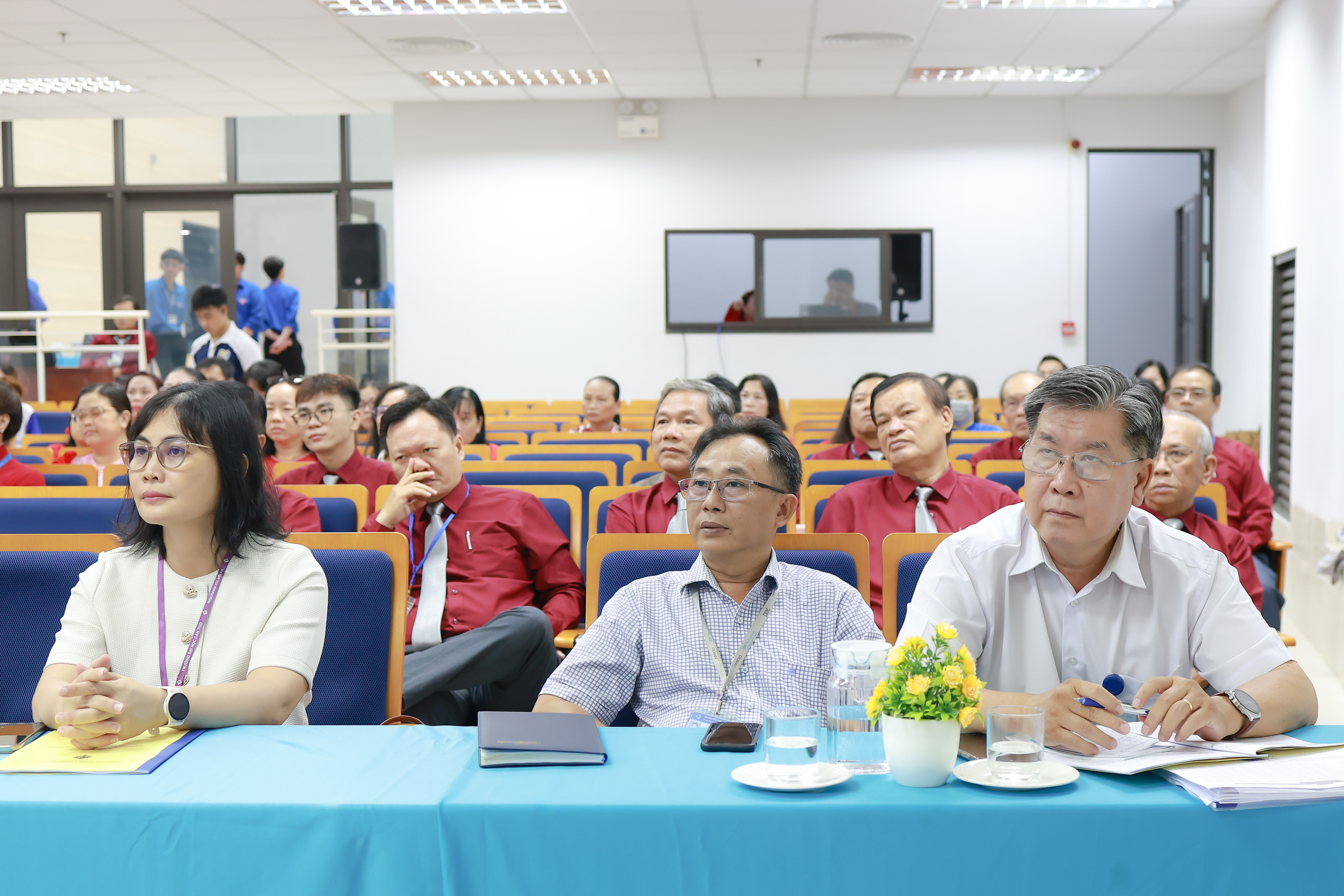 Hình ảnh hội nghị 7
